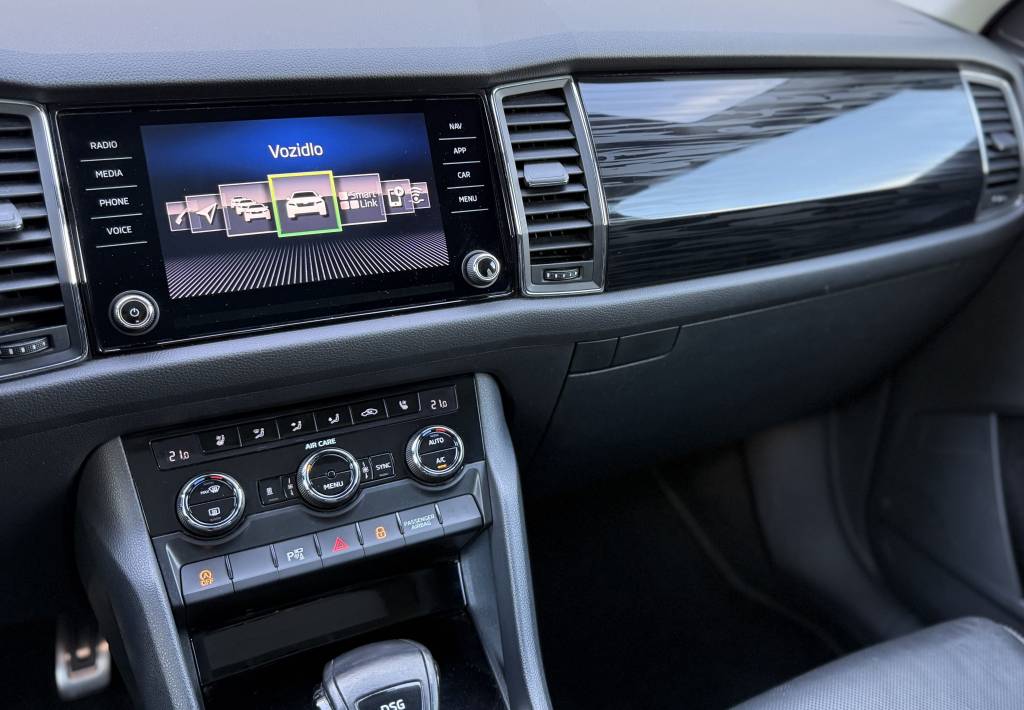 Škoda Kodiaq 2.0 TDI 7-MIEST 360°KAMERA WEBASTO PANORAMA RADAR FULL LED R19 DSG