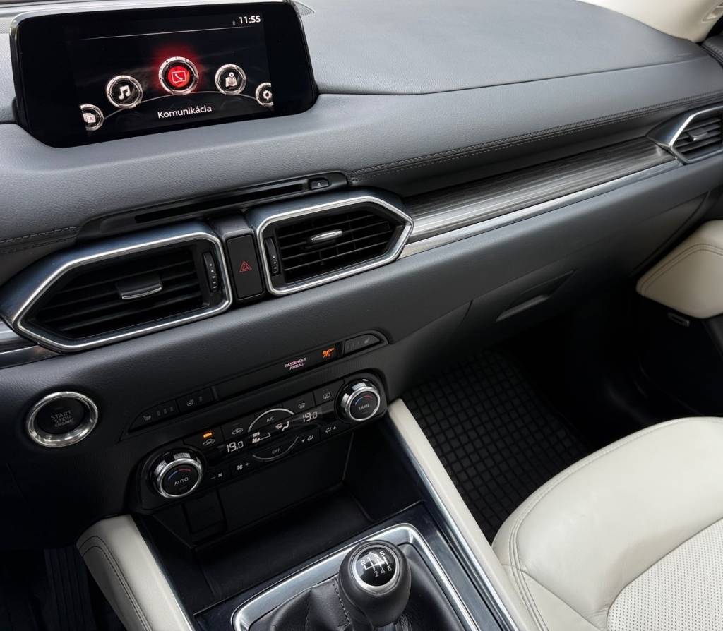 Mazda CX-5 2.2 Skyactiv-D175 AWD HEAD-UP KAMERA BOSE FULL LED REVOLUTION TOP