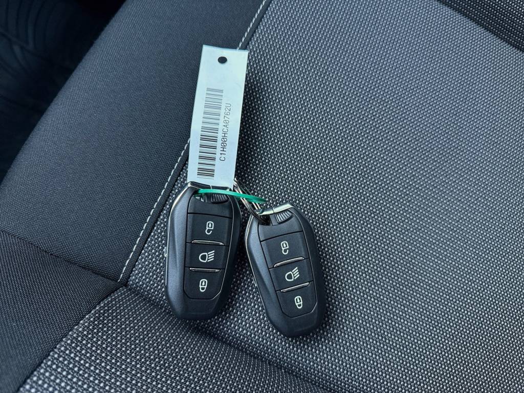 Citroën C3 Aircross PureTech 130 A/T VAMPIRE KEYLESS GO NAVI