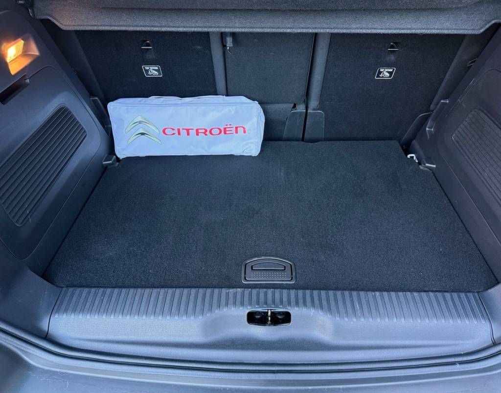 Citroën C3 Aircross PureTech 130 A/T VAMPIRE KEYLESS GO NAVI