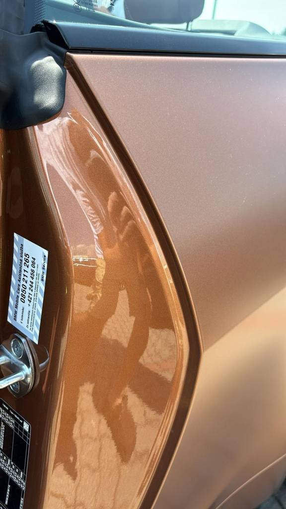 BMW M4 Competition xDrive Cabrio INDIVIDUAL /VOZIDLO V PLNEJ FABRICKEJ ZÁRUKE/