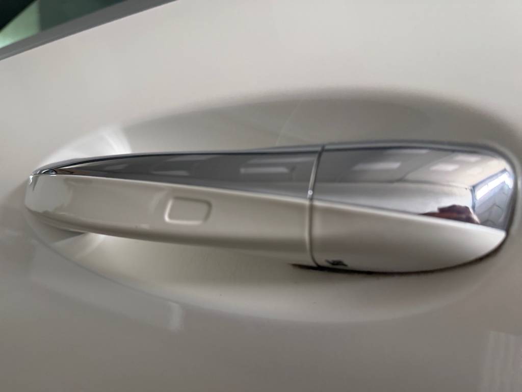 Mercedes-Benz E trieda Kabriolet 220d 3xAMG-LINE DESIGNO MULTIBEAM MATRIX AIRSCARF AIRCAP KAMERA