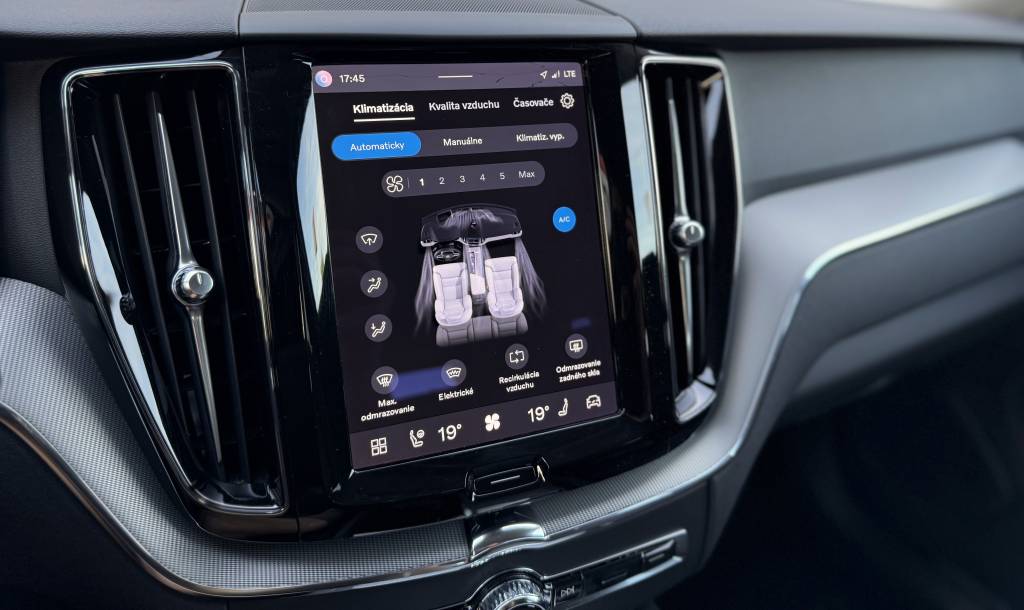 Volvo XC60 2.0 B4D mHEV PLUS DARK MATRIX LED KAMERA VIRTUAL RADAR KEYLESS GO A/T
