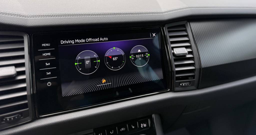 Škoda Kodiaq 2.0 TSI 4X4 SPORTLINE CRYSTAL MATRIX KAMERA RADAR VIRTUAL ALCANTARA DSG