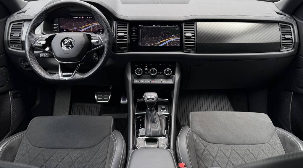 Škoda Kodiaq 2.0 TSI 4X4 SPORTLINE CRYSTAL MATRIX KAMERA RADAR VIRTUAL ALCANTARA DSG