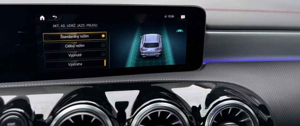 Mercedes-Benz CLA Shooting Brake 2.0D AMG-LINE MULTIBEAM MATRIX PANORAMA KAMERA VIRTUAL NIGHT PACKET