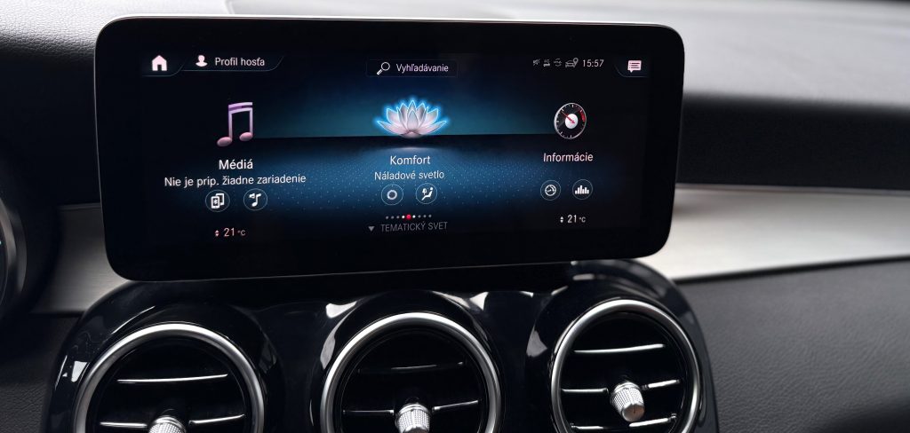 Mercedes-Benz GLC SUV 300 mHEV 4MATIC AMG-LINE MULTIBEAM MATRIX PANORAMA 360°KAM. BURMESTER VIRTUAL