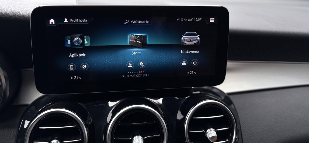 Mercedes-Benz GLC SUV 300 mHEV 4MATIC AMG-LINE MULTIBEAM MATRIX PANORAMA 360°KAM. BURMESTER VIRTUAL