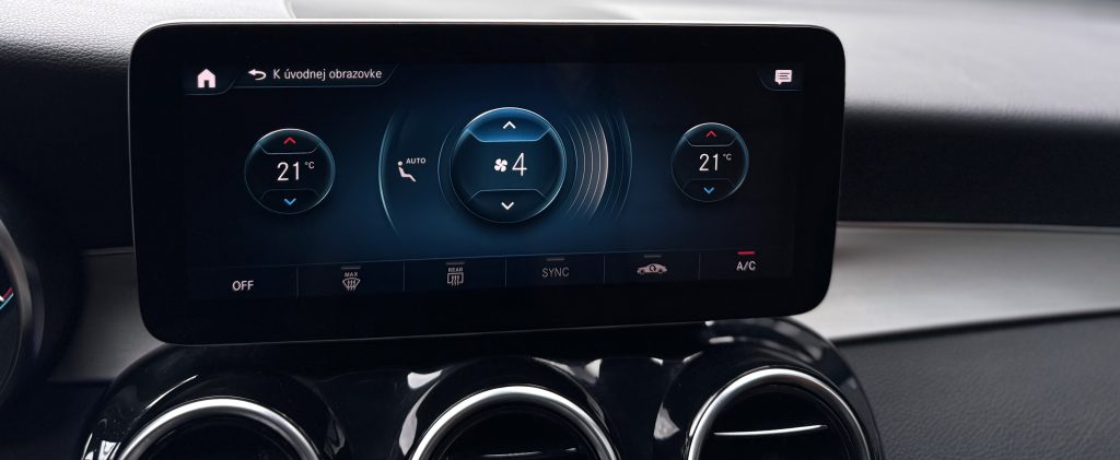Mercedes-Benz GLC SUV 300 mHEV 4MATIC AMG-LINE MULTIBEAM MATRIX PANORAMA 360°KAM. BURMESTER VIRTUAL