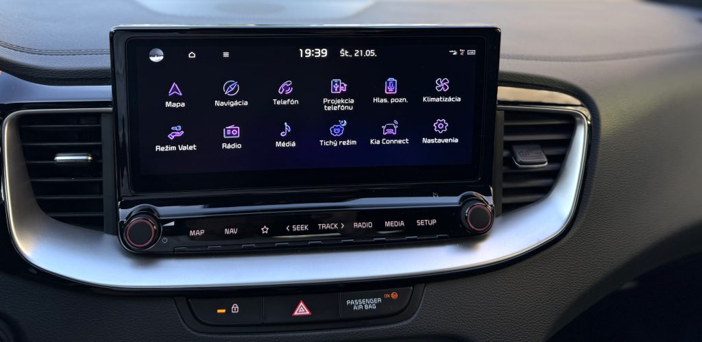 Kia Ceed SW 1.5 T-GDi GT-LINE /VOZIDLO V PLNEJ ZÁRUKE/