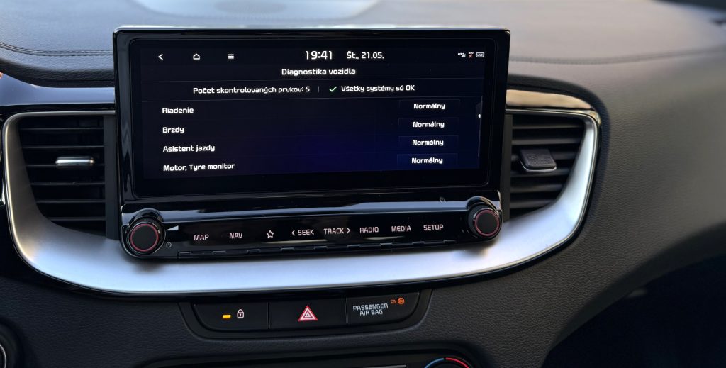 Kia Ceed SW 1.5 T-GDi GT-LINE /VOZIDLO V PLNEJ ZÁRUKE/