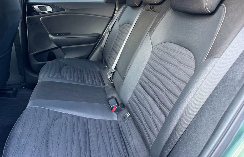 Kia Ceed SW 1.5 T-GDi GT-LINE /VOZIDLO V PLNEJ ZÁRUKE/