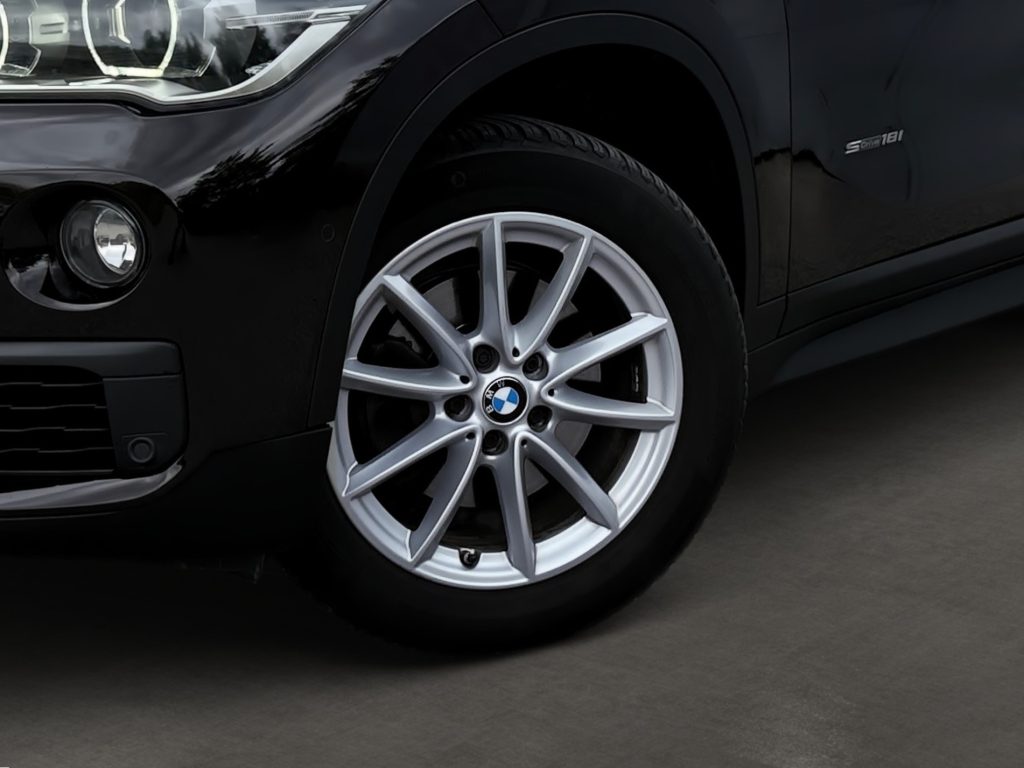 BMW X1 sDrive 18i Advantage A/T