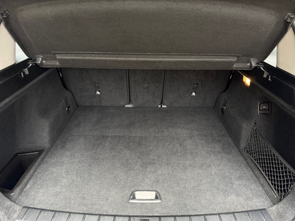 BMW X1 sDrive 18i Advantage A/T