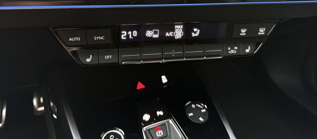 Audi Q4 e-tron 40 3xS-LINE PANORAMA R20 AVILO BATTERY CERTIFICATE 82kWh, 150kW