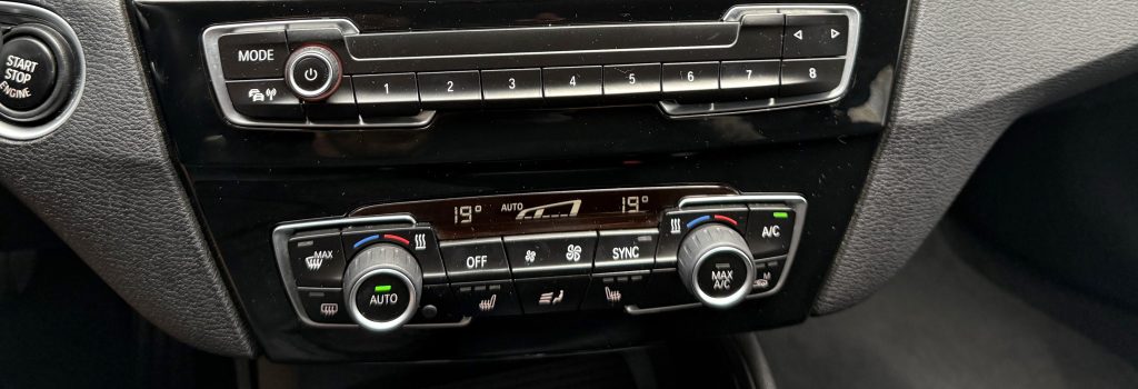 BMW X1 sDrive 18i Advantage A/T