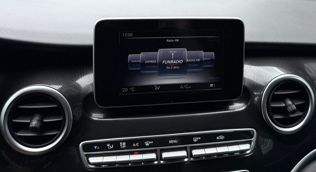 Mercedes-Benz V trieda V220 d lang 4MATIC