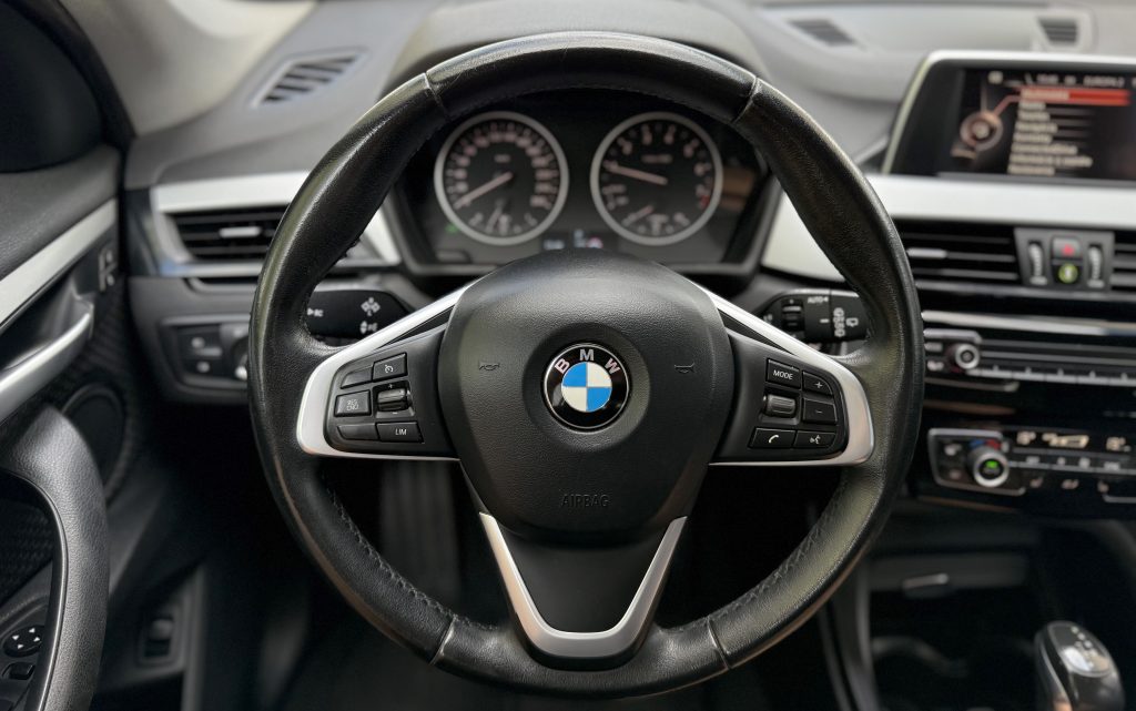 BMW X1 sDrive 18i Advantage A/T
