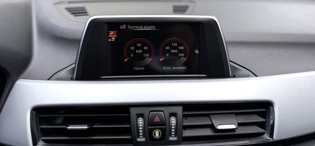BMW X1 sDrive 18i Advantage A/T
