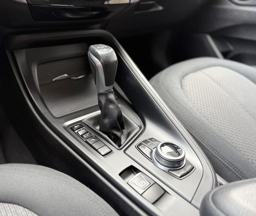 BMW X1 sDrive 18i Advantage A/T