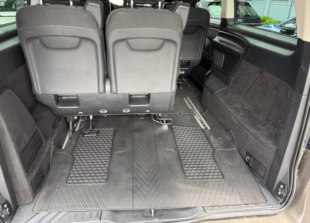 Mercedes-Benz V trieda V220 d lang 4MATIC