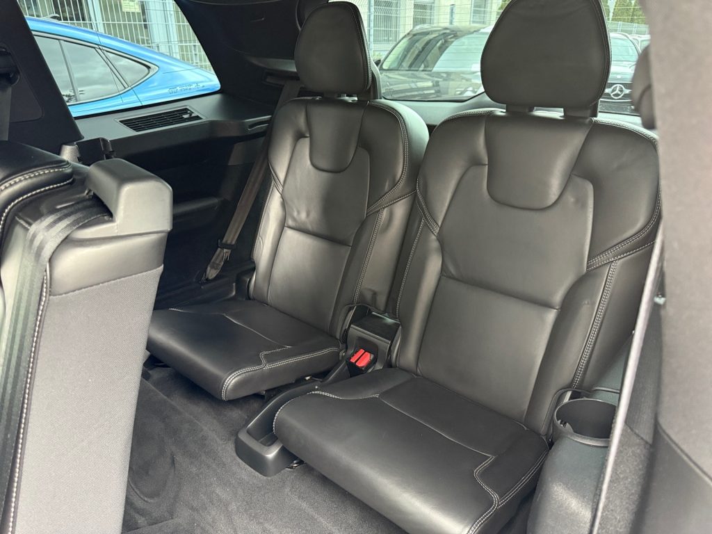 Volvo XC90 D5 AWD INSCRIPTION 7-MIEST KAMERA VIRTUAL FULL LED A/T, 173kW