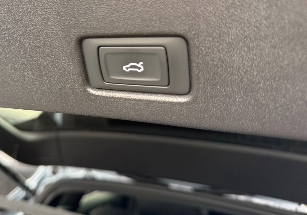 Audi Q4 e-tron 40 3xS-LINE PANORAMA R20 AVILO BATTERY CERTIFICATE 82kWh, 150kW