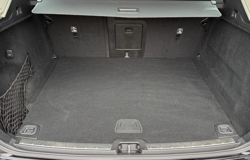 Volvo XC60 2.0 B4D mHEV AWD FACELIFT MATRIX LED VIRTUAL RADAR A/T