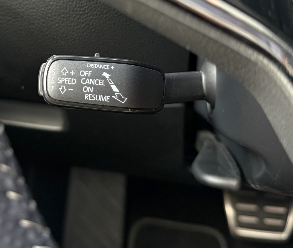Škoda Superb Combi 2.0 TDI SPORTLINE CRYSTAL MATRIX 360°KAMERA RADAR VIRTUAL ALCANTARA DSG