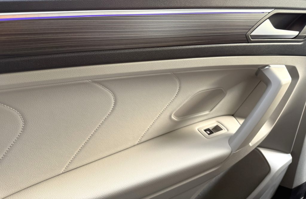 Volkswagen VW Tiguan Allspace 2.0 TSI 4Motion 245PS ELEGANCE IQ.LIGHT MATRIX 360°KAM. HARMAN/KARDON DSG