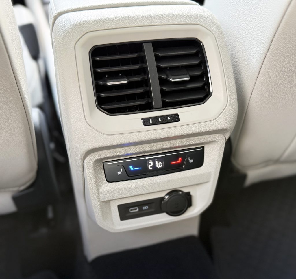Volkswagen VW Tiguan Allspace 2.0 TSI 4Motion 245PS ELEGANCE IQ.LIGHT MATRIX 360°KAM. HARMAN/KARDON DSG