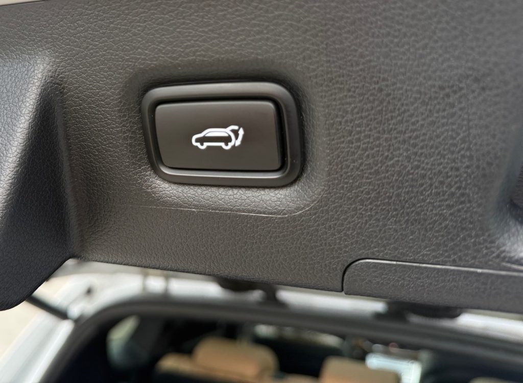 Hyundai Santa Fe 1.6 T-GDi HEV PREMIUM 4X4 HEAD-UP 360°KAMERA KRELL AUDIO CAMEL TAN INTERIOR, A/T