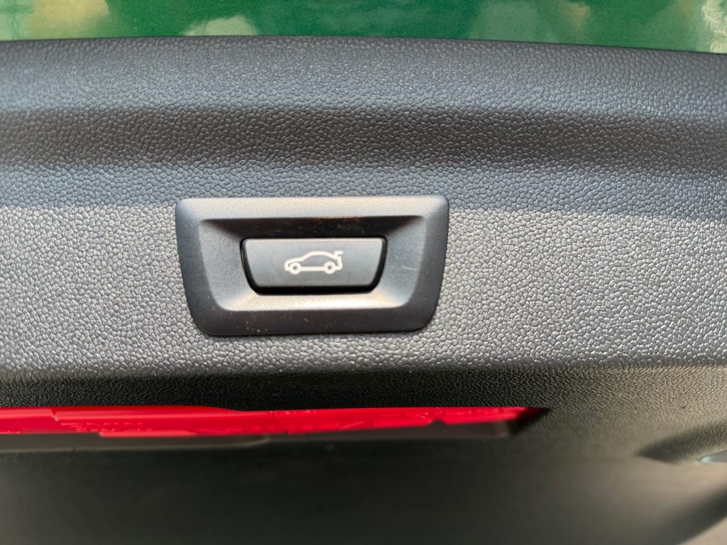 Mini Countryman Cooper SE ALL4 PHEV HEAD-UP KAMERA WEBASTO FULL LED R19