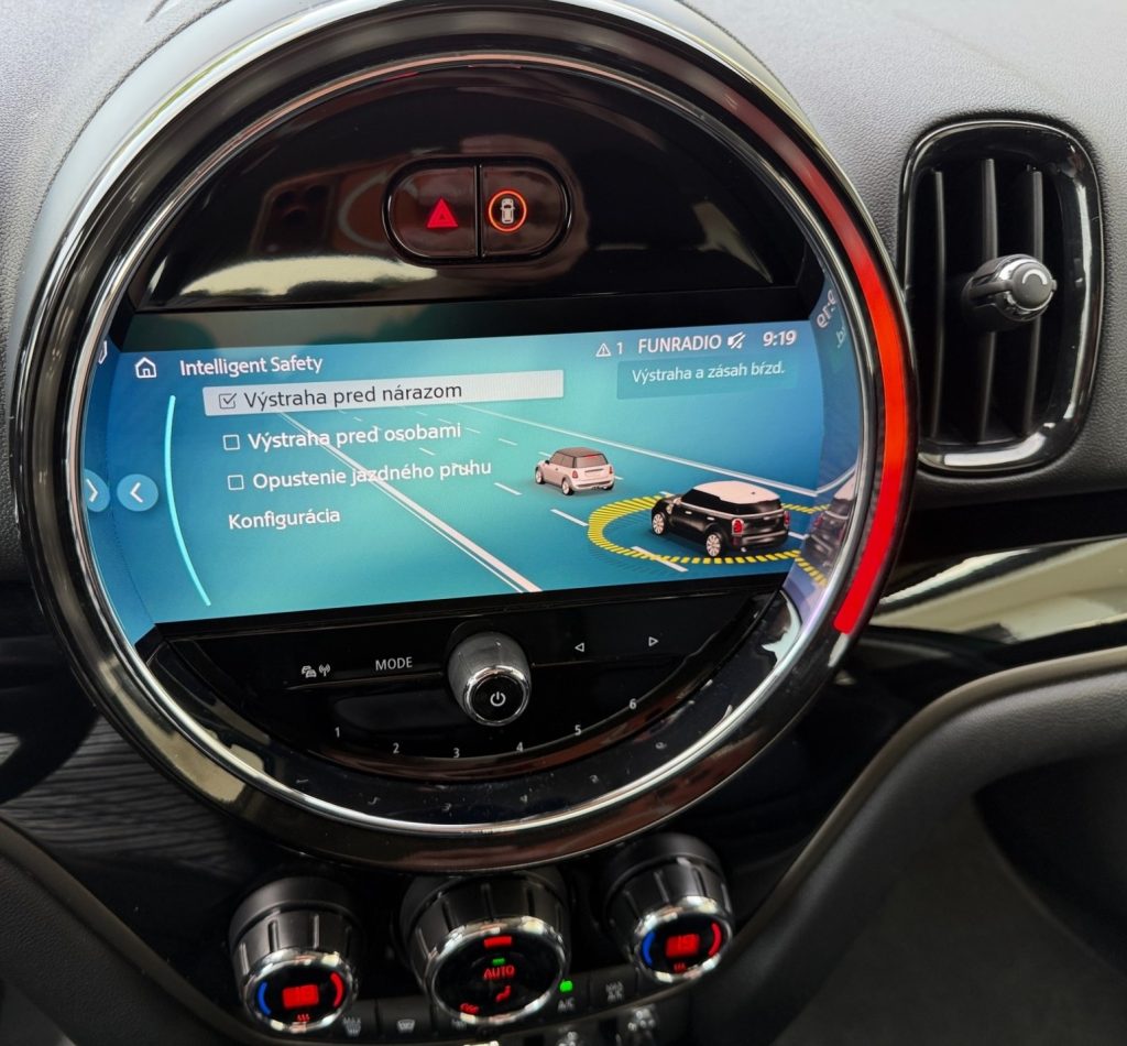 Mini Countryman Cooper SE ALL4 PHEV HEAD-UP KAMERA WEBASTO FULL LED R19