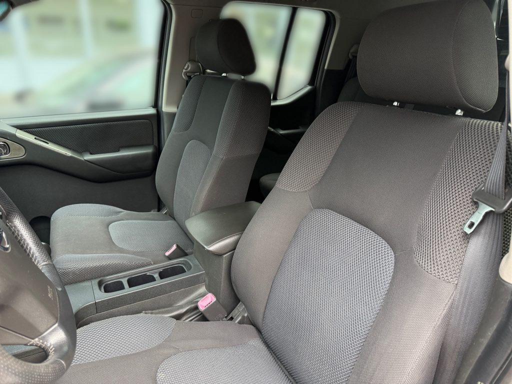 Nissan Navara DoubleCab 2.5D SE