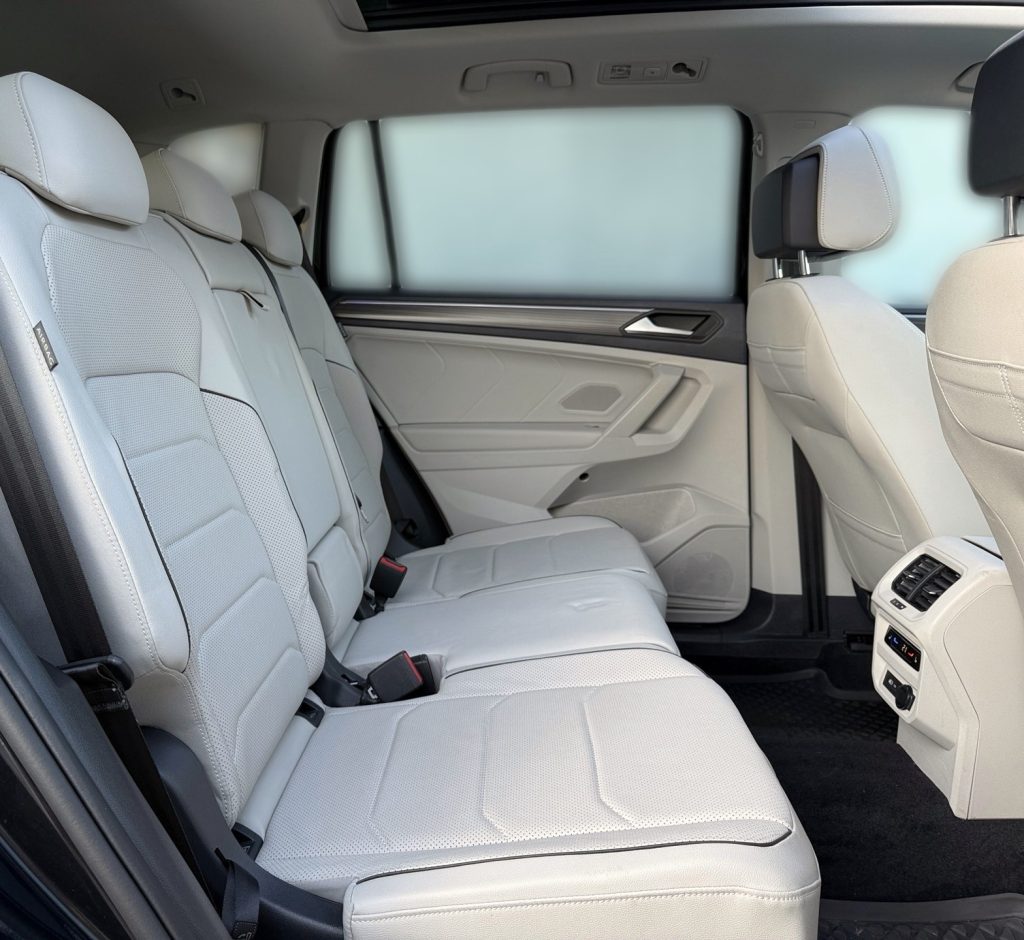 Volkswagen VW Tiguan Allspace 2.0 TSI 4Motion 245PS ELEGANCE IQ.LIGHT MATRIX 360°KAM. HARMAN/KARDON DSG