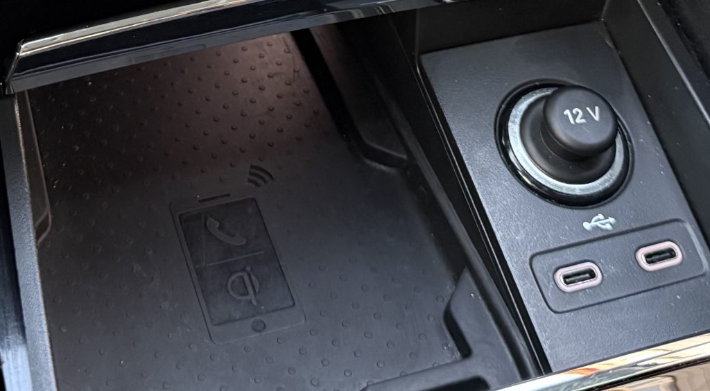 Škoda Kodiaq 2.0 TSI 4X4 CRYSTAL MATRIX LED WEBASTO KAMERA RADAR VIRTUAL DCC DSG