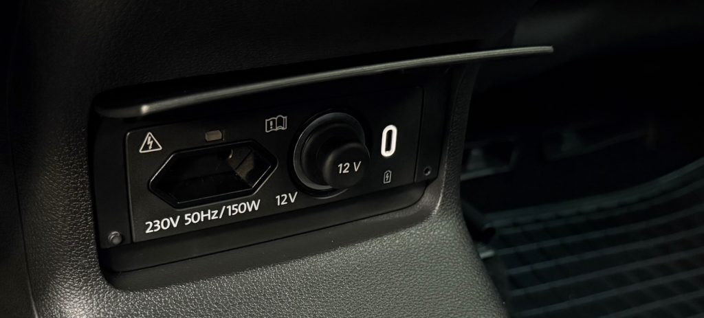 Škoda Kodiaq 2.0 TSI 4X4 CRYSTAL MATRIX LED WEBASTO KAMERA RADAR VIRTUAL DCC DSG