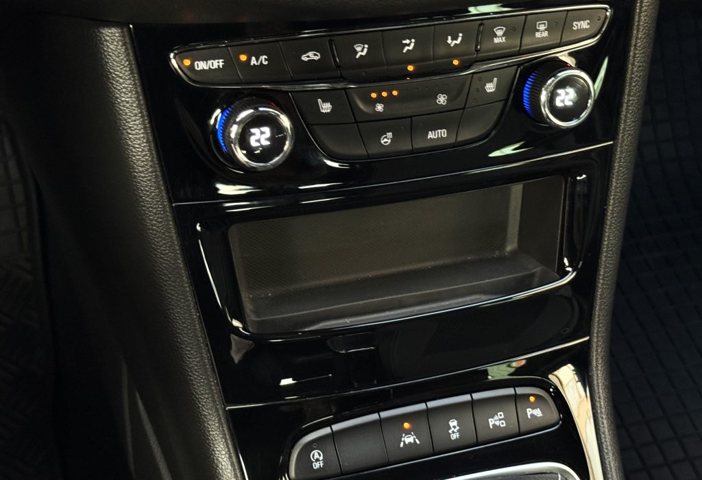Opel Astra Sport Tourer ST 1.2 Turbo INTELLI-LUX MATRIX LED KAMERA KEYLESS VIRTUAL