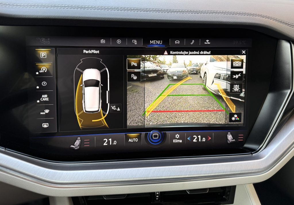 Volkswagen VW Touareg 3.0TDI V6 4Motion R-LINE MATRIX HD LED VIRTUAL KAMERA RADAR R21, Tiptronic