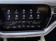 Volkswagen VW Touareg 3.0TDI V6 4Motion R-LINE MATRIX HD LED VIRTUAL KAMERA RADAR R21, Tiptronic
