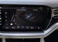 Volkswagen VW Touareg 3.0TDI V6 4Motion R-LINE MATRIX HD LED VIRTUAL KAMERA RADAR R21, Tiptronic