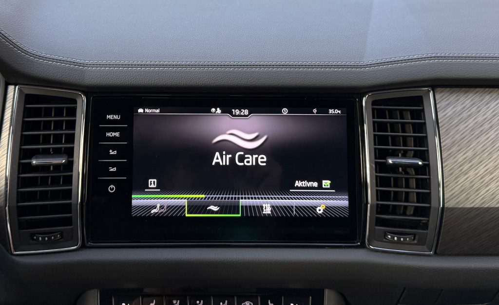 Škoda Kodiaq 2.0 TSI 4X4 CRYSTAL MATRIX LED WEBASTO KAMERA RADAR VIRTUAL DCC DSG