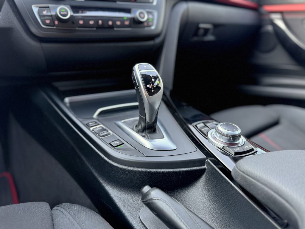 BMW Rad 3 GT 320d xDrive Sport Line A/T