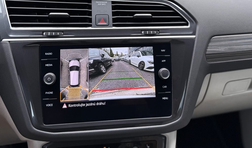 Volkswagen VW Tiguan Allspace 2.0 TDI 4Motion ELEGANCE IQ.LIGHT MATRIX HEAD-UP 360°KAMERA MASÁŽ VIRTUAL DSG