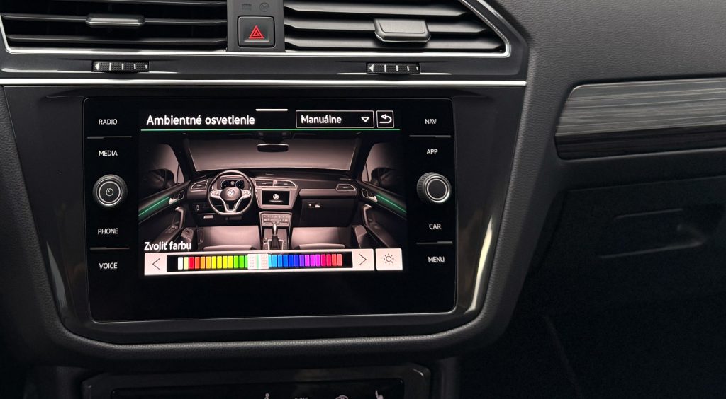 Volkswagen VW Tiguan Allspace 2.0 TSI 4Motion 245PS ELEGANCE IQ.LIGHT MATRIX HEAD-UP KAMERA VIRTUAL DSG