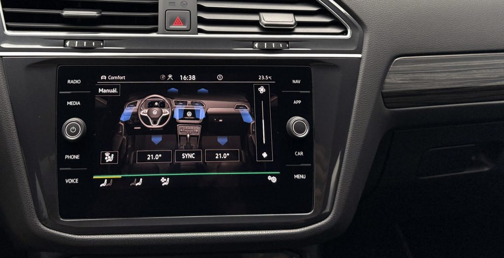Volkswagen VW Tiguan Allspace 2.0 TSI 4Motion 245PS ELEGANCE IQ.LIGHT MATRIX HEAD-UP KAMERA VIRTUAL DSG