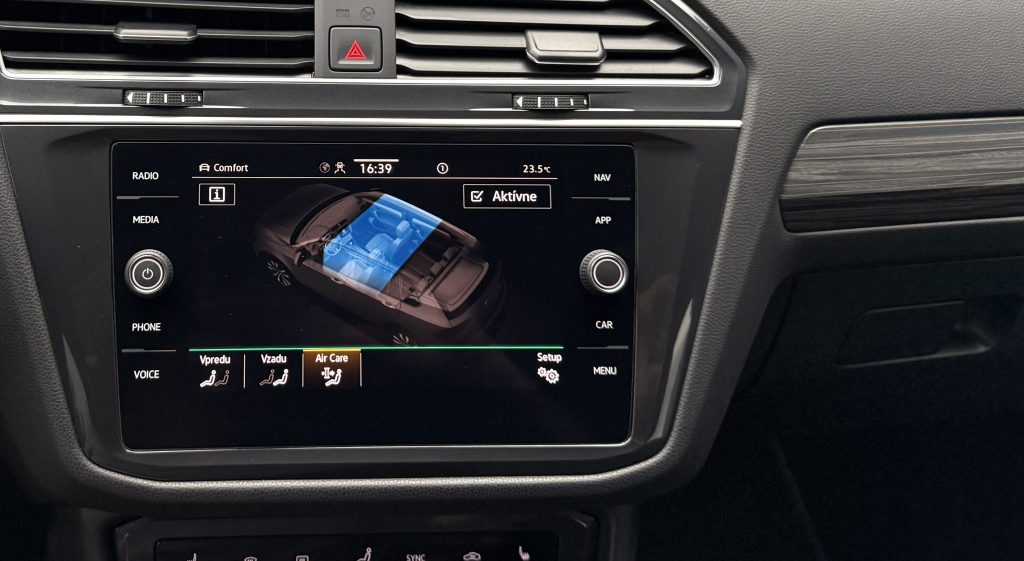 Volkswagen VW Tiguan Allspace 2.0 TSI 4Motion 245PS ELEGANCE IQ.LIGHT MATRIX HEAD-UP KAMERA VIRTUAL DSG
