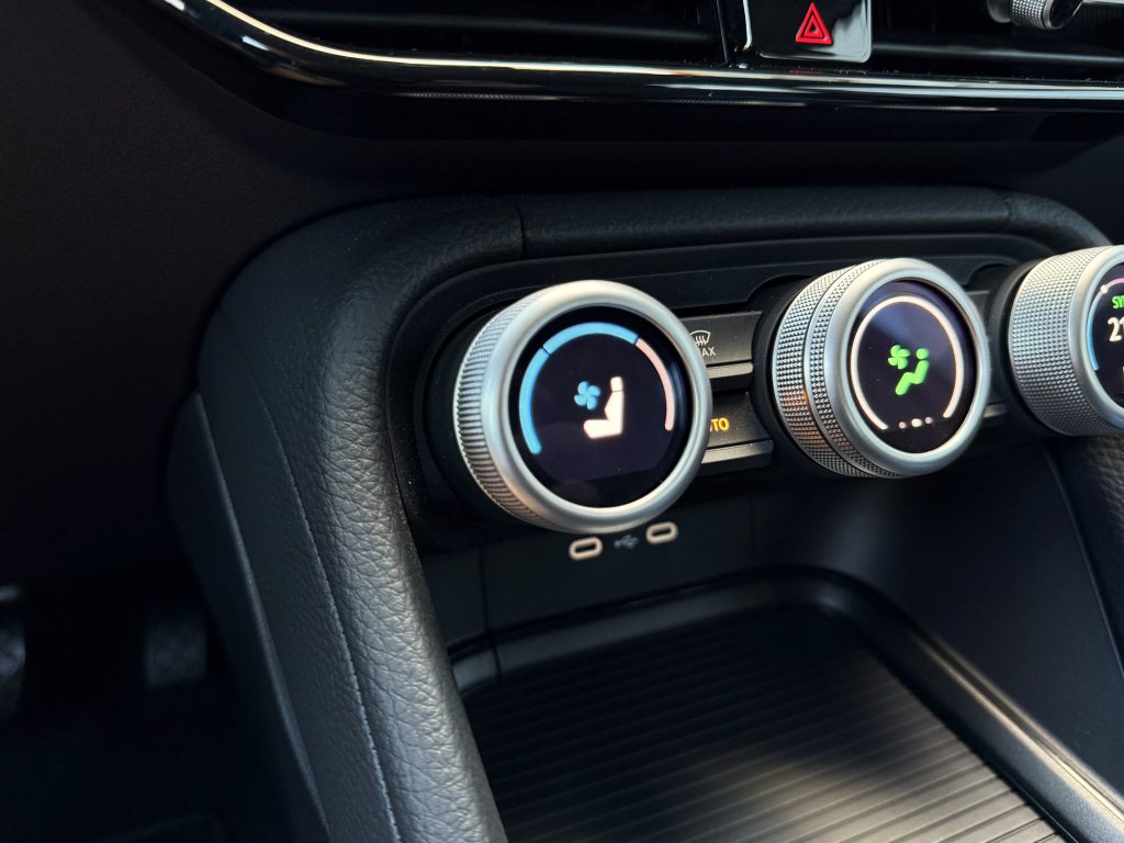 Škoda Kodiaq 2.0 TDI 4X4 CRYSTAL MATRIX HEAD-UP WEBASTO 360°KAMERA CANTON TOP SELECTION