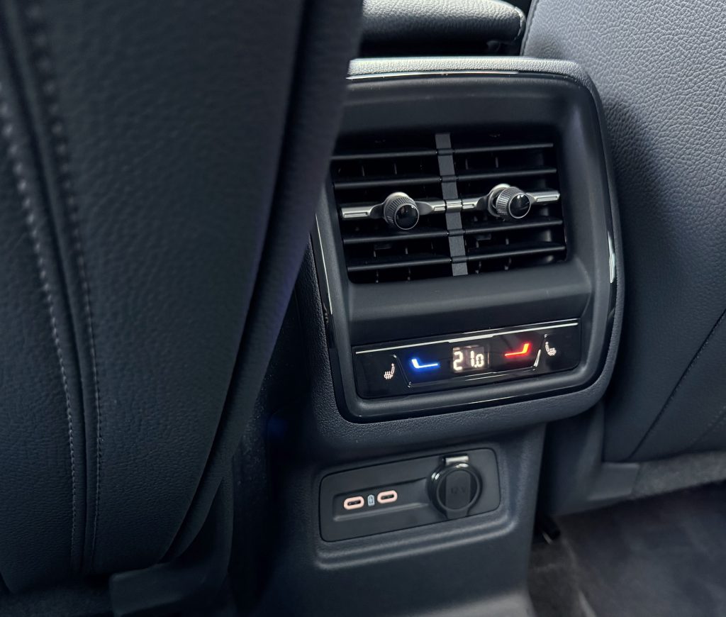 Škoda Kodiaq 2.0 TDI 4X4 CRYSTAL MATRIX HEAD-UP WEBASTO 360°KAMERA CANTON TOP SELECTION